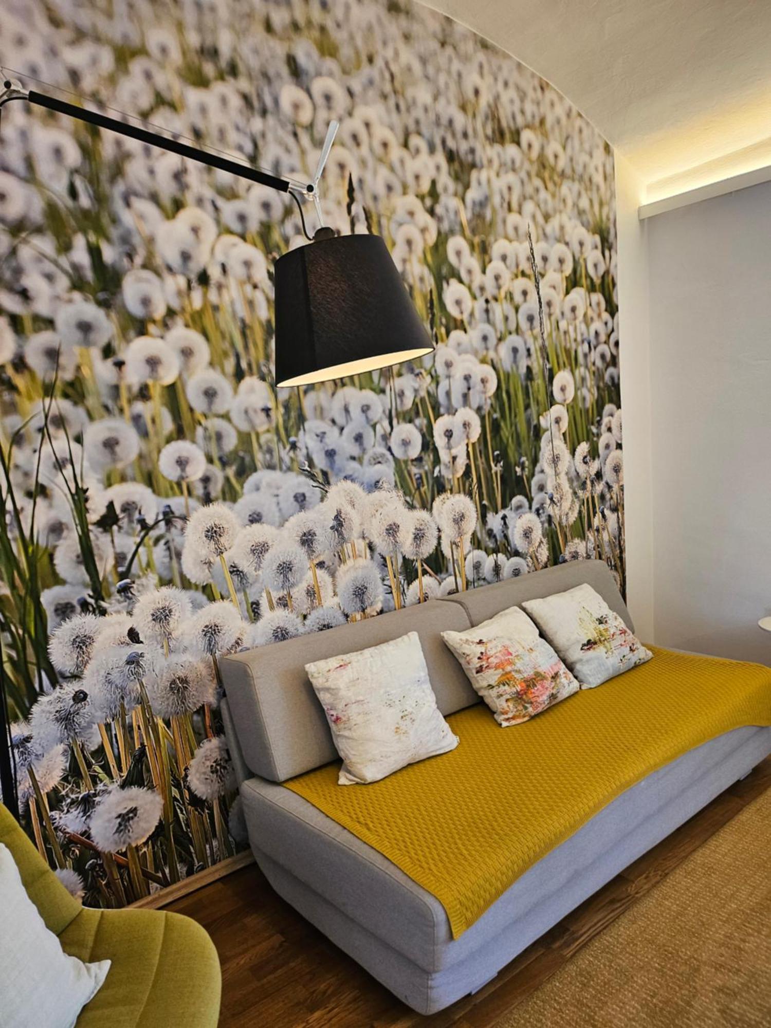 Yellow Flat By Grazrentals With Best Location & Free Parking Kültér fotó